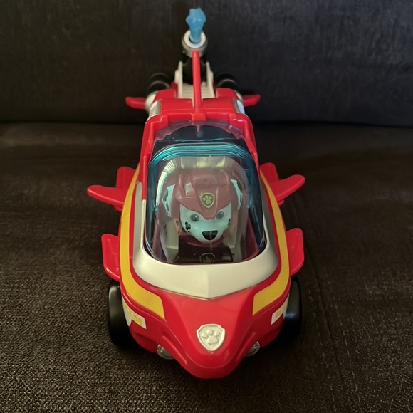 💦 PAW Patrol Aqua Pups Marshall Transforming Dolphin Vehicle with Figurine - Picture 3 of 5